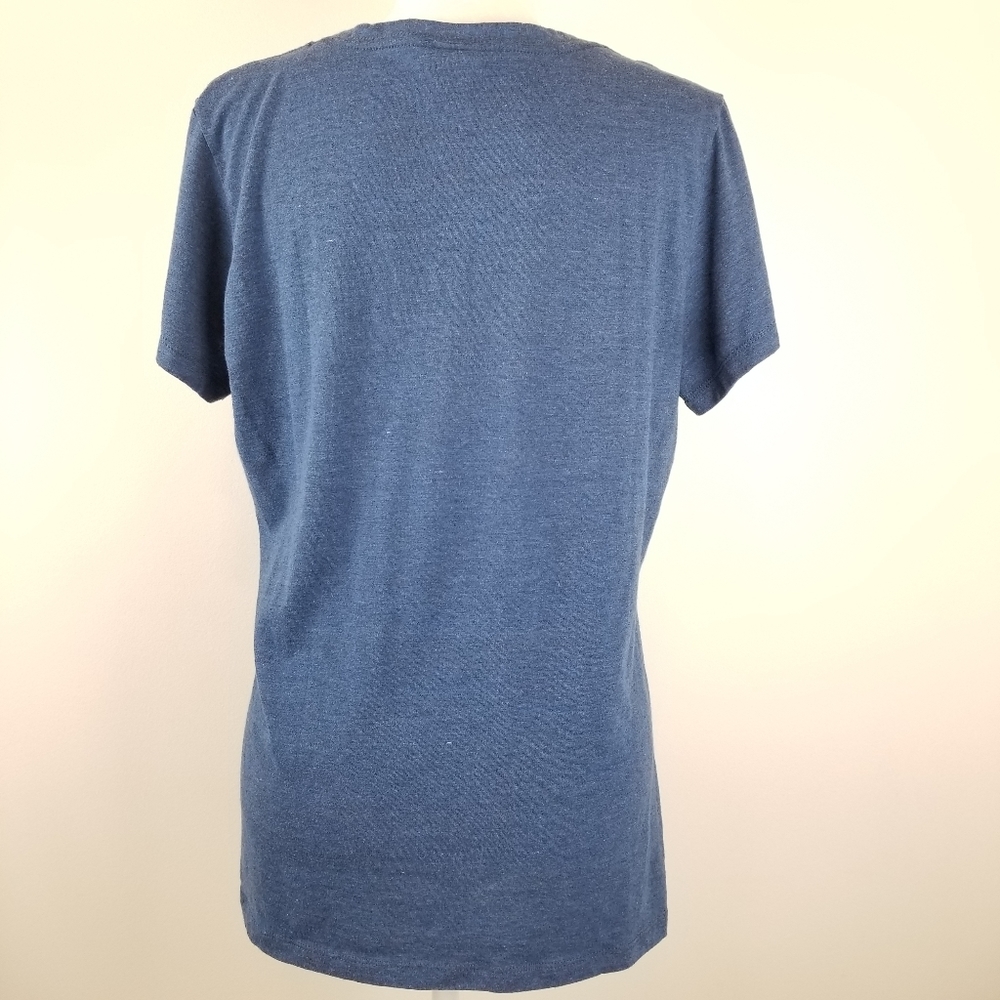 Chicago Cubs V Neck Graphic Tee Women's XL Blue MLB Baseball Shirt - Picture 3 of 7
